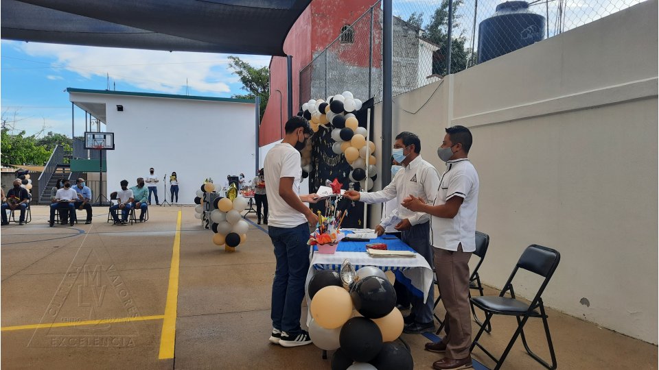 Clausura secundaria